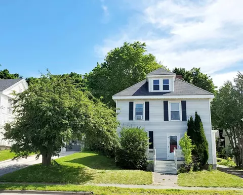 74 State St, Brewer, ME 04412 photo 1