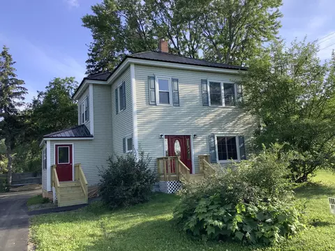 20 Leighton Ave, Limestone, ME 04750 photo 1