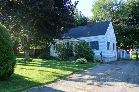 60 School St, Augusta, ME 04330 photo 1