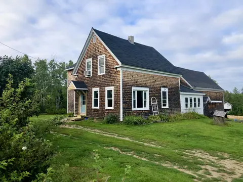 587 Pine Tree Rd, Hermon, ME 04401 photo 1