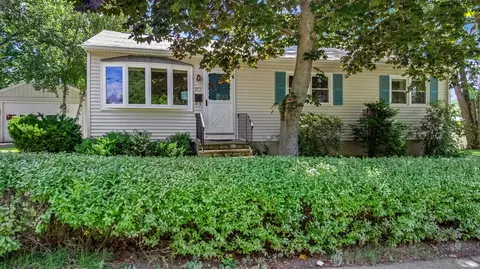 27 Mayfair St, Augusta, ME 04330 photo 1