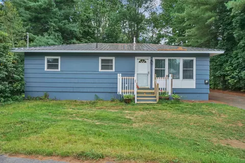 16 6th Ave, Augusta, ME 04330 photo 1