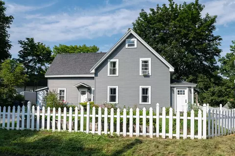 66 Richardson St W, Bath, ME 04530 photo 1