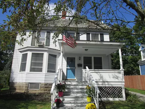 49 Corliss St, Bath, ME 04530 photo 1
