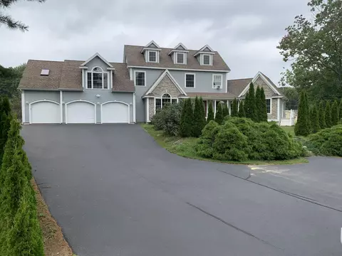 167 Loop Rd, Wells, ME 04090 photo 1