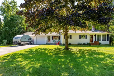6 Judkins Ave, Bath, ME 04530 photo 1
