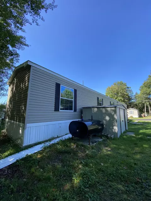 98 Sparrow Dr, Augusta, ME 04330 photo 1