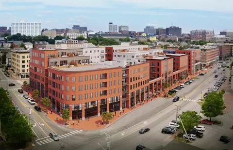 387 Commercial St #426, Portland, ME 04101