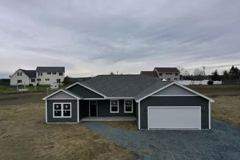 128 Amberside Dr, Hermon, ME 04401 photo 1