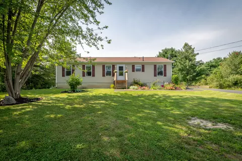 49 Shepherd Dr, Bangor, ME 04401 photo 1