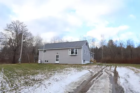 25 Griffin Rd, Levant, ME 04456 photo 1