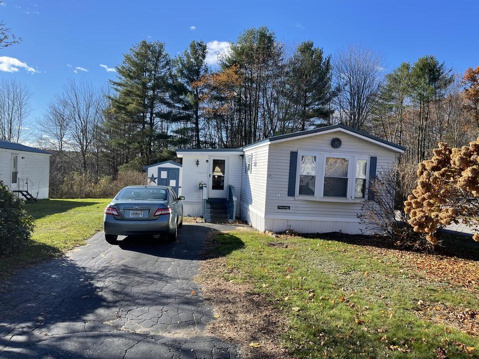 33 Patio Park Ln, Gorham, ME 04038 1 photo MLS 1514174 Movoto