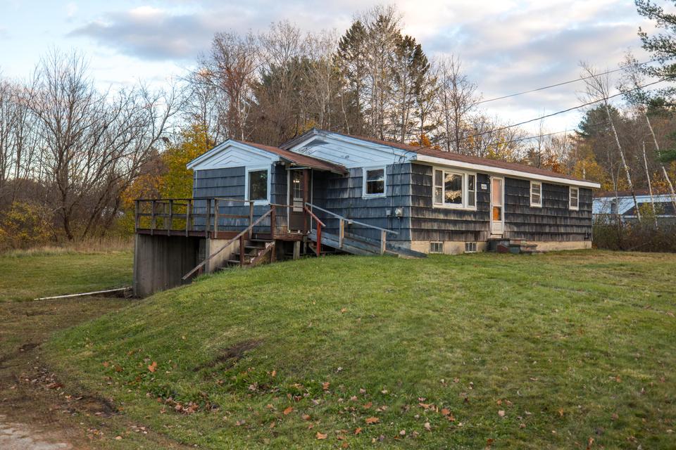 1652 Hotel Rd, Auburn, ME 04210 30 Photos MLS 1514286 Movoto