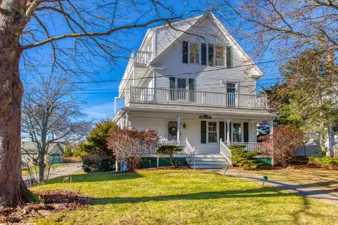 9 Eames Rd, Boothbay Harbor, ME 04538 photo 1