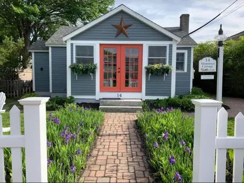 14 Ocean St, Ogunquit, ME 03907 photo 1