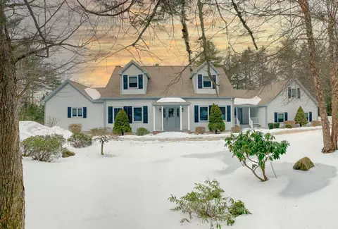 59 W Chops Point Rd, Bath, ME 04530 photo 1