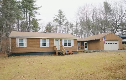 329 Sunset Rd, Springvale, ME 04083 photo 1