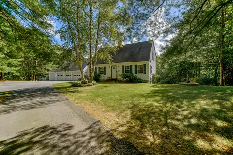 1064 Middle Rd, Dresden, ME 04342 photo 1