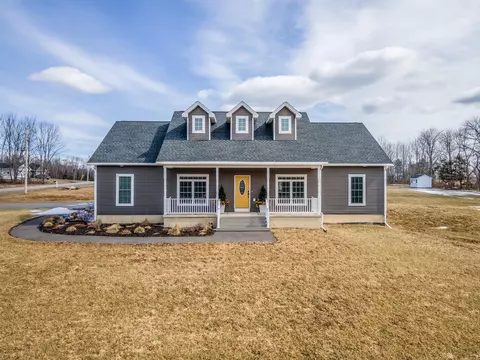 5 Nye Ln, Hermon, ME 04401 photo 1