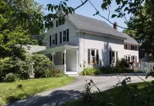 1051 High St, Bath, ME 04530 photo 1
