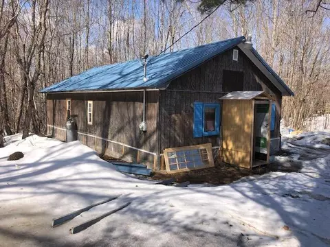 374 Dover Rd, Dexter, ME 04930 photo 1