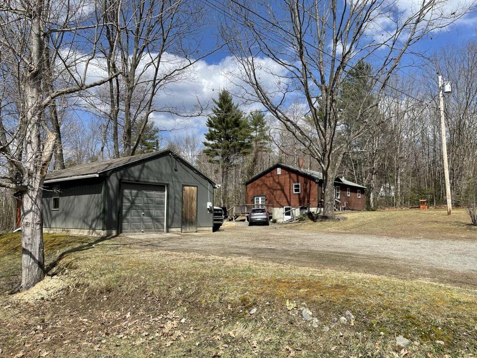 12 Chasse Ct, Skowhegan, ME 04976 37 Photos MLS 1525097 Movoto