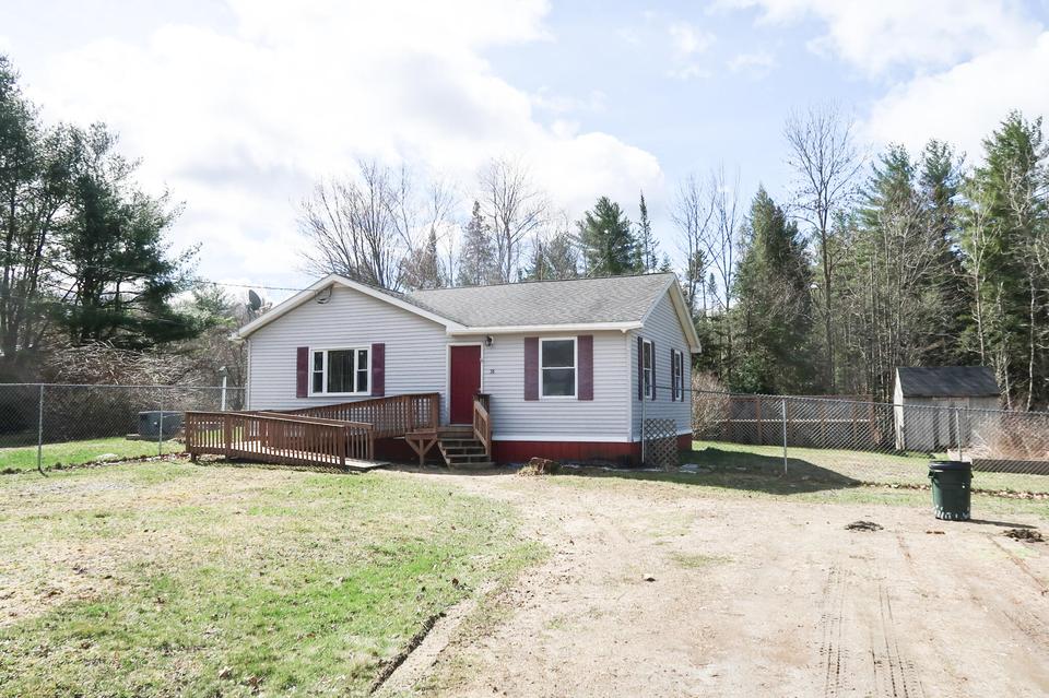 38 Manning Dr, West Gardiner, ME 04345 25 Photos MLS 1525433 Movoto