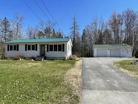 405 Lambert Rd, Brewer, ME 04412 photo 1