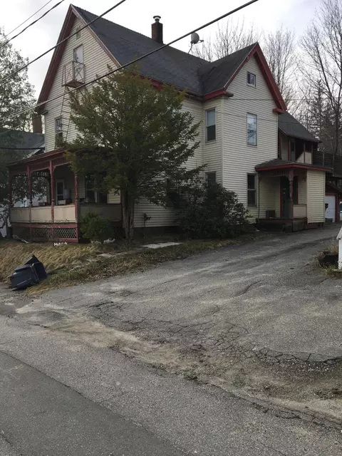 8 Weston St, Augusta, ME 04330
