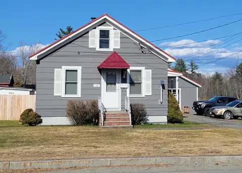 60 Elm St, Milo, ME 04463 photo 1