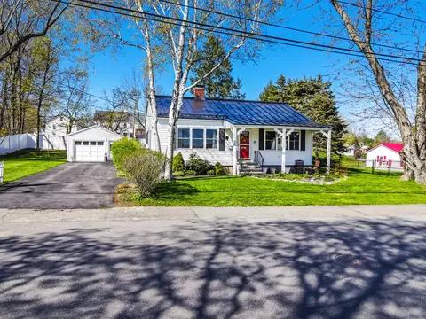 39 Second Ave, Augusta, ME 04330 photo 1