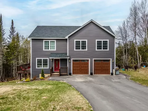 43 Maple Leaf Ln, Hermon, ME 04401 photo 1