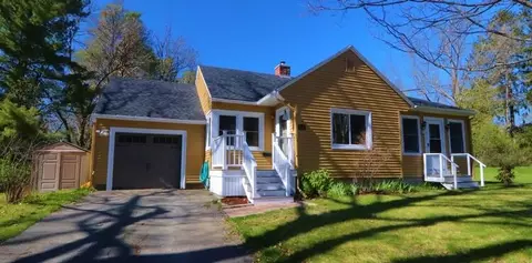 10 Kell St, Orono, ME 04473 photo 1