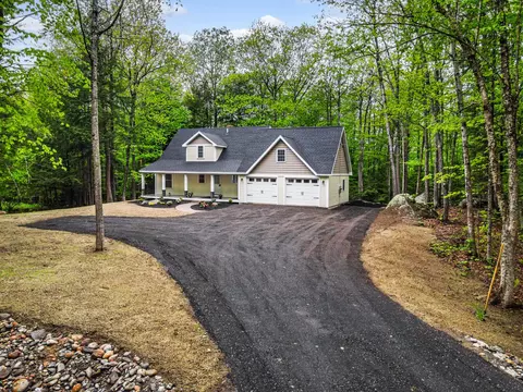 85 N Wayne Rd, Wayne, ME 04284 photo 1