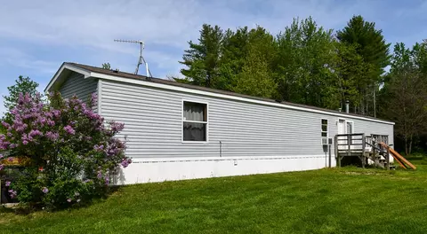17 Rustys Way, Sidney, ME 04330 photo 1