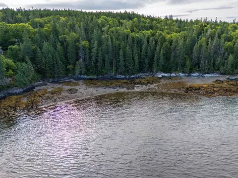 0 Ames Cove Rd, Brooksville, ME 04617