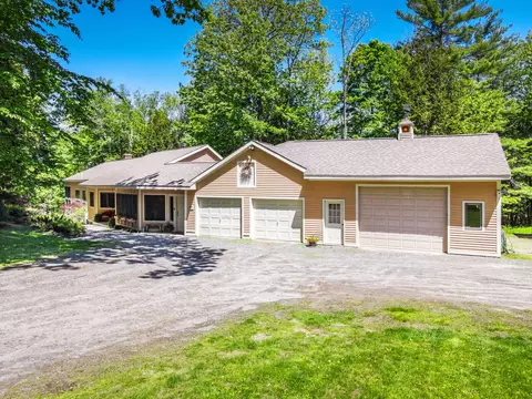 27 Aster Ln, Sidney, ME 04330 photo 1
