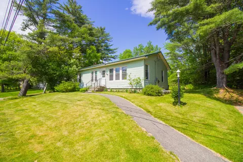 32 Coldbrook Rd, Hampden, ME 04444 photo 1