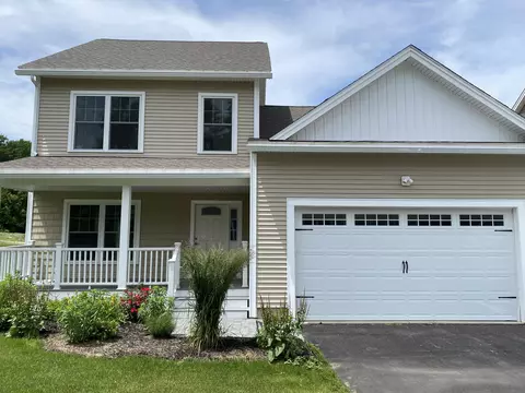 11 Pheasant Ln #11, Eliot, ME 03903