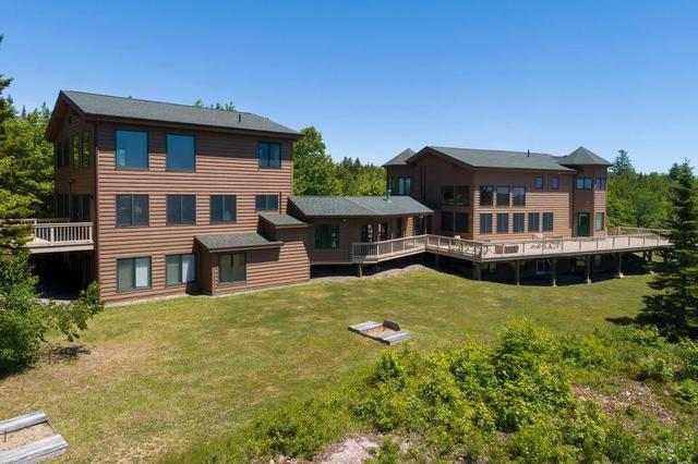920 Goulding Lake Rd, Robbinston, ME 04671