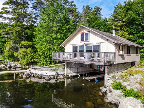44 Cardinal Rd, Belgrade, ME 04917 photo 1