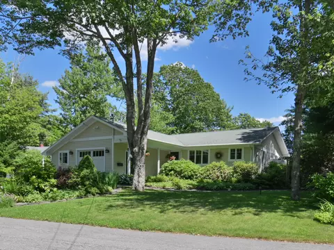 8 Devon Rd, Bar Harbor, ME 04609 photo 1