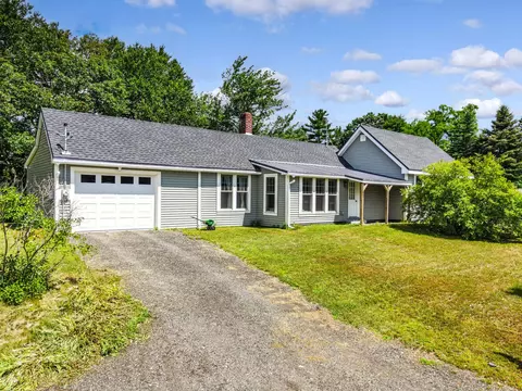 12 Middlesex Rd, Topsham, ME 04086 photo 1