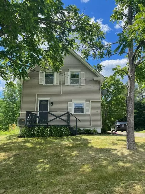 15 Elm St E, Hampden, ME 04444 photo 1