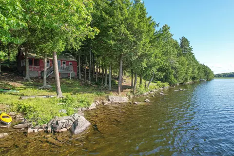 186 Rainbow Ln, Sidney, ME 04330 photo 1