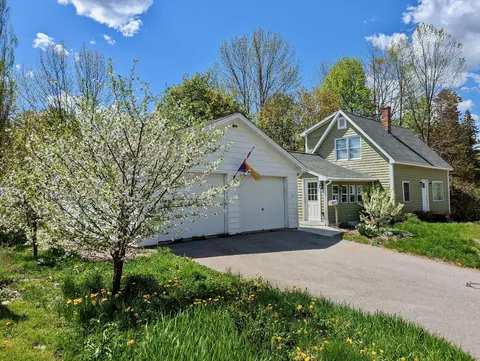 12 Hicks Rd, Augusta, ME 04330 photo 1