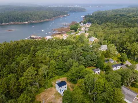 19 Bailey Rd, Phippsburg, ME 04562 photo 1