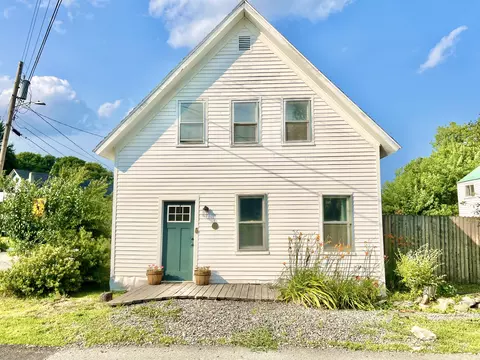70 Pine St, Orono, ME 04473 photo 1