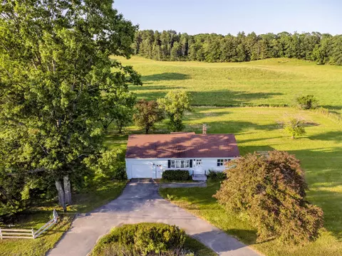 680 Main St, Gorham, ME 04038