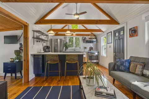 132 Captain Thomas Rd, Ogunquit, ME 03907 photo 1